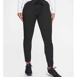 Athleta Headlands Hybrid Pant - size 4P, black, like new!